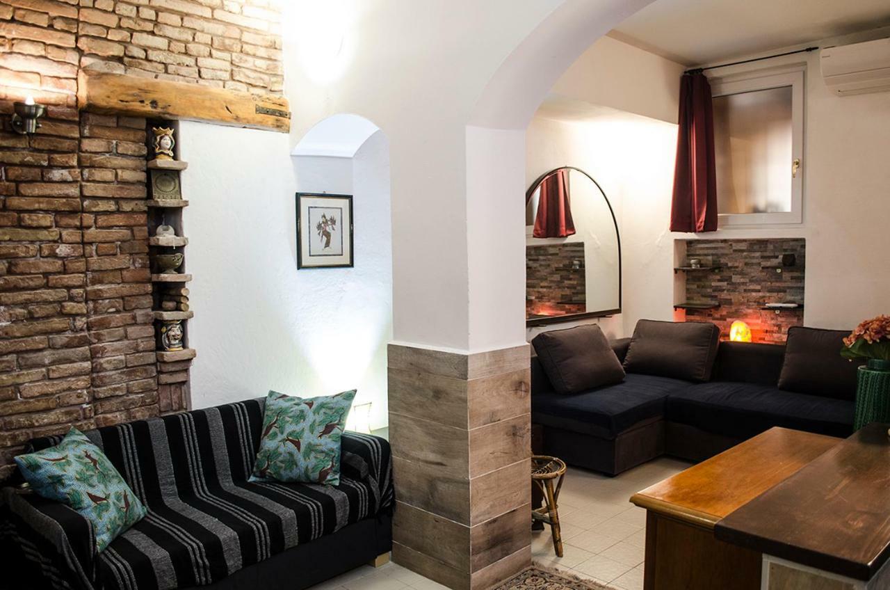 Medieval Central Apartment ボローニャ エクステリア 写真