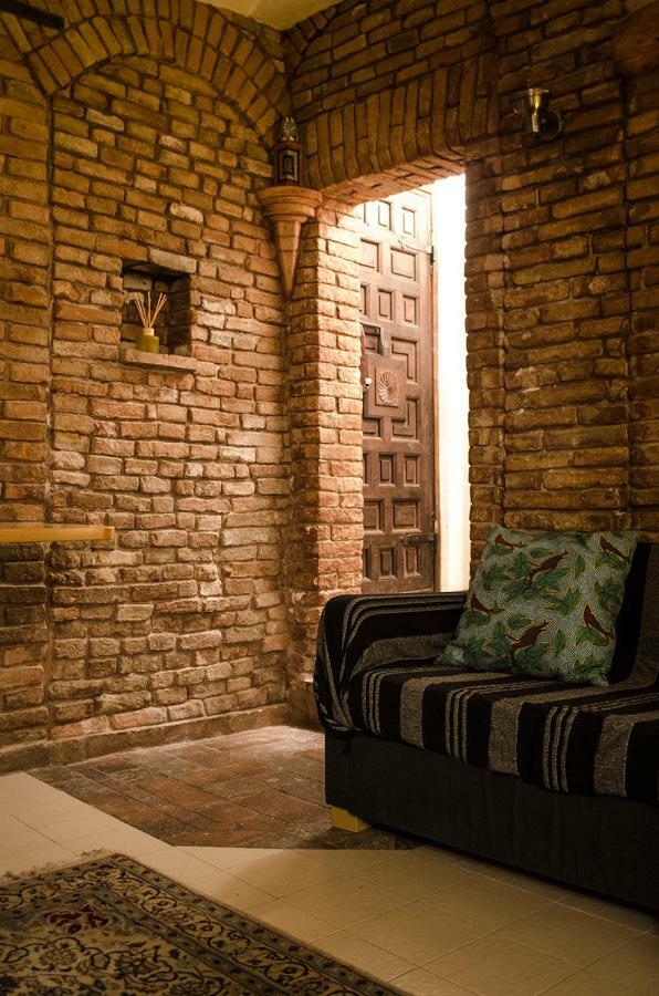 Medieval Central Apartment ボローニャ エクステリア 写真