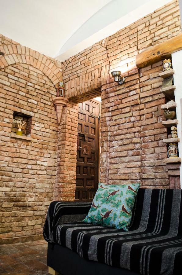 Medieval Central Apartment ボローニャ エクステリア 写真